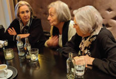 Vrouwen ionder elkaar !!!